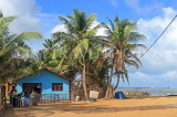 SRI LANKA, Negombo, fishing village, houses, SLK6068JPL