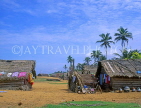 SRI LANKA, Negombo, fishing village houses, thatched roof (coconut branches), SLK1596JPL