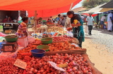 SRI LANKA, Negombo, market, fruit and vegetable market, SLK6218JPL
