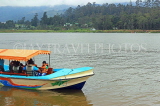 SRI LANKA, Nuwara Eliya, Gregory Lake, pleasure boat on lake cruise, SLK4420JPL