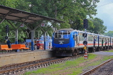 SRI LANKA, railway, train at station, SLK5919JPL