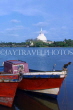 SRI LANKA, south coast, Kalutara Temple, Kalu Ganga (river) and fishing boat, SLK1911JPL