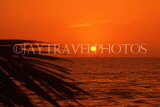 SRI LANKA, south coast, Mount Lavinia, sunset over horizon, SLK1734JPL
