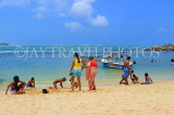 SRI LANKA, south coast, Unawatuna, beach, sea and holidaymakers, SLK4704JPL