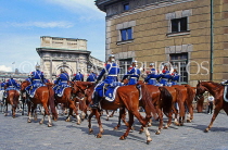 SWEDEN, Stockholm, Old Town (Gamla Stan), Royal Palace, Changing Of The Guard ceremony, SWE171JPL