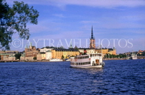 SWEDEN, Stockholm, Old Town (Gamla Stan), skyline and steam boat, SWE186JPL