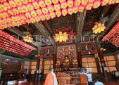 South Korea, SEOUL, Bongeunsa Temple, Daewoongjeon (main Buddha hall), interior, SK851JPL