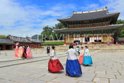 South Korea, SEOUL, Changdeokgung Palace, Injeongjeon (Throne Hall), visitor in Hanbok attire, SK193JPL