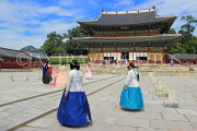 South Korea, SEOUL, Changdeokgung Palace, Injeongjeon (Throne Hall), visitor in Hanbok attire, SK195JPL