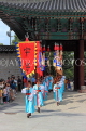 South Korea, SEOUL, Deoksugung Palace, Royal Guard Changing Ceremony, SK583JPL