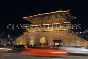 South Korea, SEOUL, Dongdaemun Gate (Heunginjimun), night view, SK542JPL