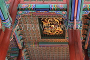 South Korea, SEOUL, Gyeongbokgung Palace, Geunjeongjeon Hall, decorative ceiling, SK337JPL