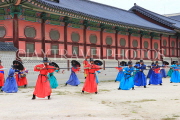South Korea, SEOUL, Gyeongbokgung Palace, Sumungun (Gatekeeper) Military Training, SK428JPL