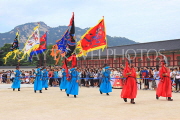 South Korea, SEOUL, Gyeongbokgung Palace, Sumunjang (Royal Guard) Changing Ceremony, SK385JPL