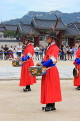 South Korea, SEOUL, Gyeongbokgung Palace, Sumunjang (Royal Guard) Changing Ceremony, SK404JPL