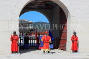 South Korea, SEOUL, Gyeongbokgung Palace, Sumunjang (Royal Guard) Changing Ceremony, SK484JPL