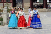 South Korea, SEOUL, Gyeongbokgung Palace, visitors in colourful Hanbok attire, SK375JPL