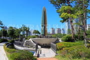 South Korea, SEOUL, War Memorial of Korea, outdoor exhibit areas and 6-25 Tower of Korean War, SK671JPL