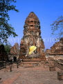 THAILAND, Ayuthaya, ruins of Wat Phra Mahathat (temple) and Buddha statue, THA1323JPL