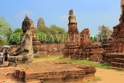 THAILAND, Ayutthaya, Wat Phra Mahathat complex ruins, THA2669JPL