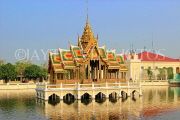 THAILAND, Bang Pa-In (nr Ayutthaya), Aisawan Thiphya pavilion, THA2586JPL