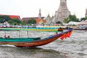 THAILAND, Bangkok, Chao Phraya River, Longtail Boat and Wat Arun temple, THA3171JPL