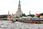 THAILAND, Bangkok, Chao Phraya River, River Express Boat and Wat Arun temple, THA3164JPL