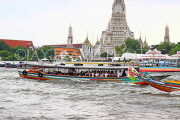 THAILAND, Bangkok, Chao Phraya River, River Express Boat and Wat Arun temple, THA3167JPL