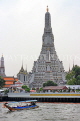 THAILAND, Bangkok, Chao Phraya River, Wat Arun and boat, THA3529JPL