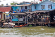 THAILAND, Bangkok, Chao Phraya River, residential houses on stilts, THA3506JPL