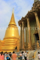 THAILAND, Bangkok, GRAND PALACE (Wat Phra Keo), golden Sri Rattana chedi, THA2379JPL