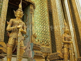 THAILAND, Bangkok, GRAND PALACE (Wat Phra Keo) complex, guardian statue, THA2134PL