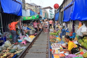 THAILAND, Bangkok, Maeklong Railway Market, THA2901JPL