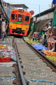 THAILAND, Bangkok, Maeklong Railway Market, THA2914JPL