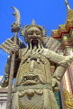 THAILAND, Bangkok, WAT PHO (Temple of Reclining Buddha), guardian statue, THA1793JPL