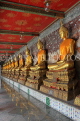 THAILAND, Bangkok, WAT SUTHAT, the cloisters, Buddha statues, THA3203JPL