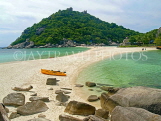 THAILAND, Koh Tao, Nang Yuan island, beach and kayak, THA2038JPL