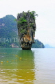 THAILAND, Phang Nga Bay, Khao Phing Kan (James Bond Island), Ko Ta Pu islet, THA4272JPL
