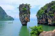 THAILAND, Phang Nga Bay, Khao Phing Kan (James Bond Island), Ko Ta Pu islet, THA4281JPL