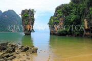 THAILAND, Phang Nga Bay, Khao Phing Kan (James Bond Island), Ko Ta Pu islet, THA4301JPL