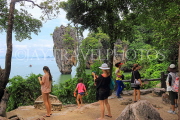 THAILAND, Phang Nga Bay, Khao Phing Kan (James Bond Island), and tourists, THA4289JPL
