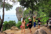 THAILAND, Phang Nga Bay, Khao Phing Kan (James Bond Island), and tourists, THA4290JPL