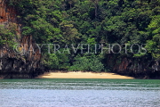 THAILAND, Phang Nga Bay, limestone islands, islet rock formations, THA4253JPL