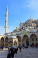 TURKEY, Istanbul, Sultan Ahmet Mosque (Blue Mosque), and courtyard, TUR1149JPL