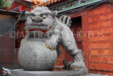 Taiwan, TAIPEI, Cisheng Temple, stone carved lion, TAW1373JPL