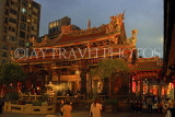Taiwan, TAIPEI, Lungshan Temple, dusk view, TAW624JPL