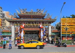 Taiwan, TAIPEI, Lungshan Temple, entrance, TAW649JPL