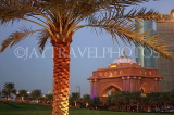 UAE, ABU DHABI, Emirates Palace Hotel, gardens and palm tree, UAE608JPL