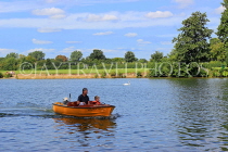 UK, Berkshire, WINDSOR, River thames, boating, UK34287JPL