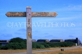 UK, Devon, BRIXHAM, Berry Head, walkers signposts, DEV434JPL
